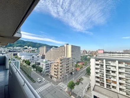 東灘ロイヤルマンション　4,399万円